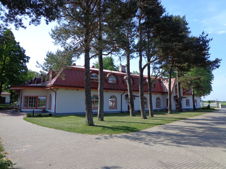 Sakas Wellness un Spa. 17. gs. dibinātais Sakas muižas komplekss atrodas Ziemeļigaunijas stāvkrasta malā, kurš sasniedz 55 m augstumu virs jūras līmeņ 96036