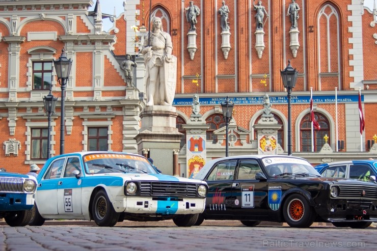 Autosacīkstes „Dzintara Volga” savulaik bija vienas no populārākajām šosejas autosacīkstēm bijušās PSRS teritorijā un 80. gados pulcēja desmitiem tūks 96704