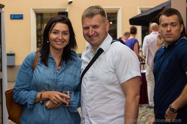 2013. gada 27. un 28. jūnijā viesnīcas Konventa Sēta iekšpagalmā notiek tradicionālais Vīna festivāls 2013 www.vinafestivals.lv 97266