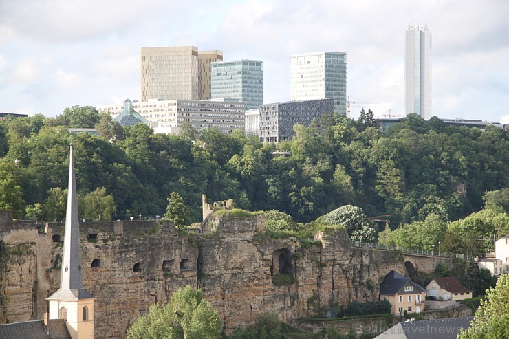 Pirmās rakstiskās ziņas par Luksemburgu ir no 963. gada. Pilsētas tiesības ir no 1244. gada. Foto sponsors: www.sixt.lv 97801