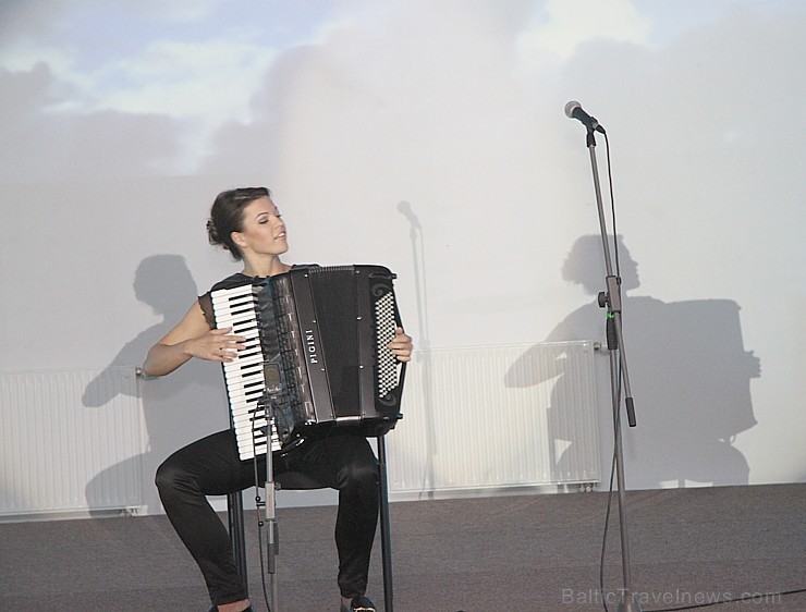 Biznesa augstskola «Turība» 5.07.2013 svinēja 20 gadu jubileju ar lielu vērienu - www.turiba.lv 98400