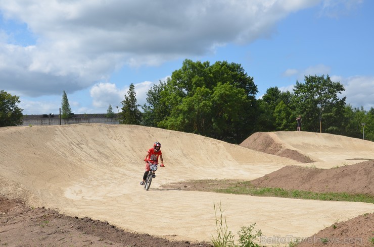 6. jūlijā plkst. 12.00 Preiļu pilsētā pie parka dīķiem tika atklāta aktīvās atpūtas zona un jauna BMX velotrase, kas vietējiem reģiona bērniem un jaun 98789