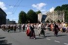 XXV Vispārējo latviešu Dziesmu un XV Deju svētku gājiens - bildēs meklē sevi vai savu kolektīvu. 43