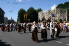 XXV Vispārējo latviešu Dziesmu un XV Deju svētku gājiens - bildēs meklē sevi vai savu kolektīvu. 50