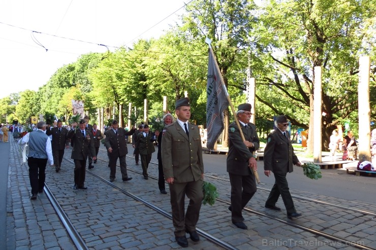 XXV Vispārējo latviešu Dziesmu un XV Deju svētku gājiens - atrodi savu kolektīvu. 100400