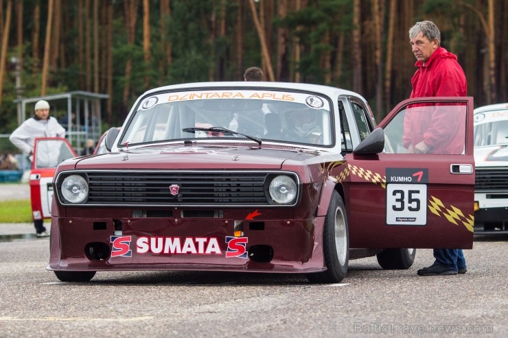 Aizvadītas retro automobīļu sacensības «Motormuzeja kauss 2013» 100951