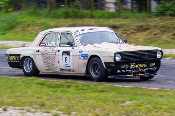 Aizvadītas retro automobīļu sacensības «Motormuzeja kauss 2013» 100958