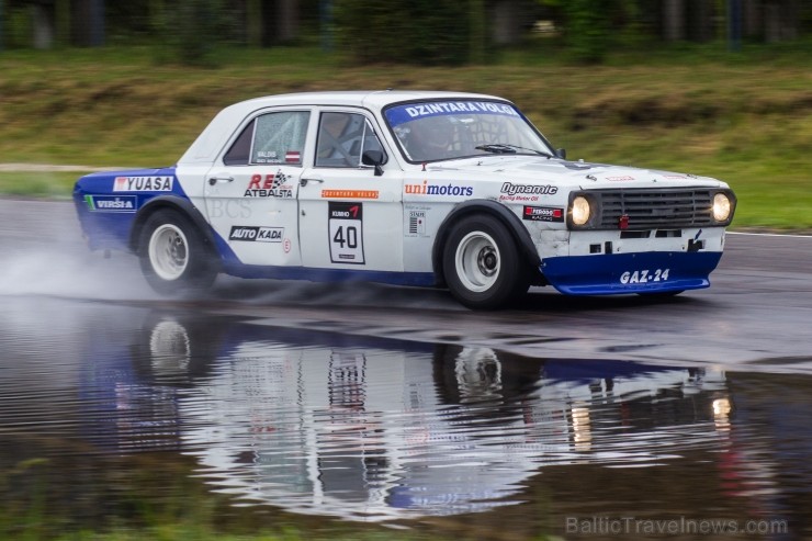 Aizvadītas retro automobīļu sacensības «Motormuzeja kauss 2013» 100964