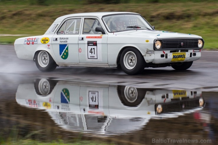 Aizvadītas retro automobīļu sacensības «Motormuzeja kauss 2013» 100966