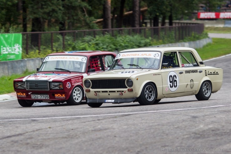 Aizvadītas retro automobīļu sacensības «Motormuzeja kauss 2013» 100977