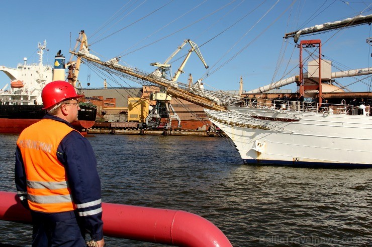 Starptautiskās burukuģu un jahtu regates The Tall Ships Races 2013 dalībnieki pirms došanās uz Rīgu ieradās Ventspilī, kur tos varēja apskatīt Ostas i 101299