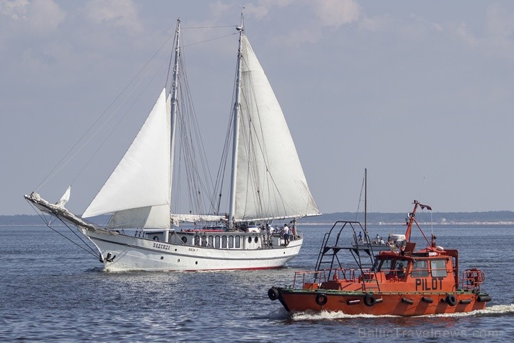 Ar buru parādi noslēdzas regates «The Tall Ships Races 2013» Rīgas posms 101797