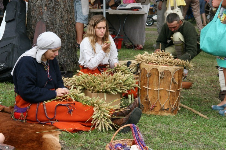 2013. gada 27. jūlijā aizvadīti krāšņie Cēsu svētki - www.cesis.lv 101985