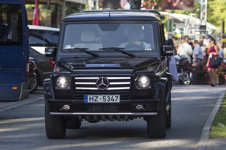 Konkursa «Jaunais vilnis» dalībnieku un apmeklētāju auto parks pārsteidz ikvienu 102141