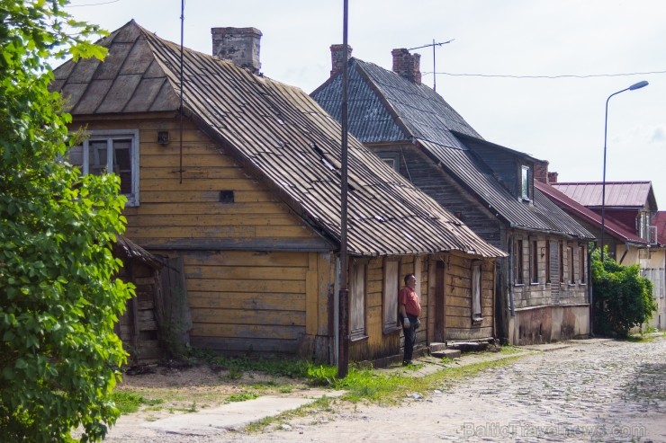 Viena no vecākajām ēkām Limbažos 102262