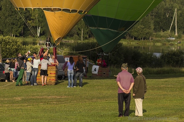 Norisinājies Gaisa balonu festivāls Valmieras kauss 2013 102979