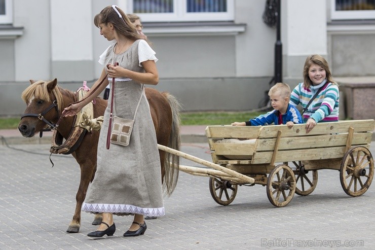 Valmiera atzīmē pilsētas 730. dzimšanas dienu 103070