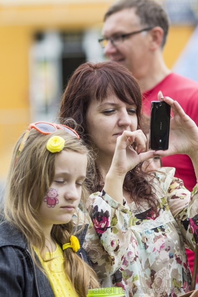 Valmiera atzīmē pilsētas 730. dzimšanas dienu 103107