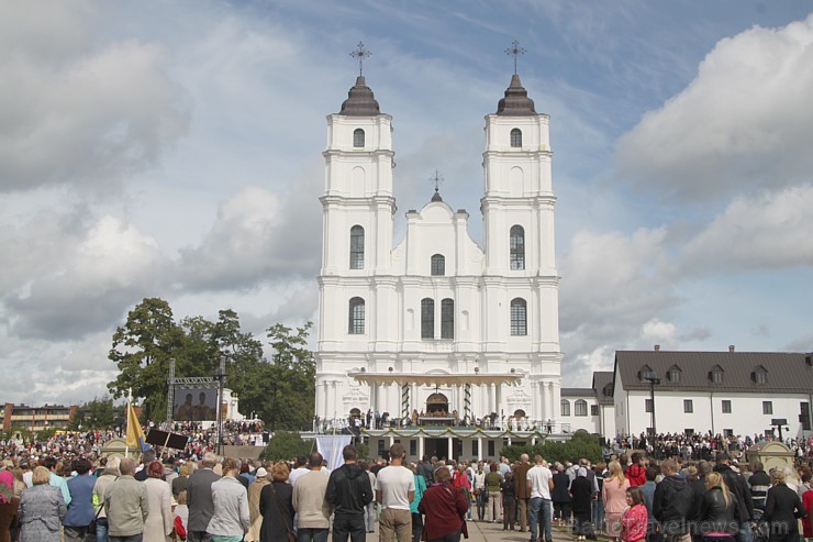 Svētās Jaunavas Marijas debesīs uzņemšanas svētki Aglonā 15.08.2013 103279