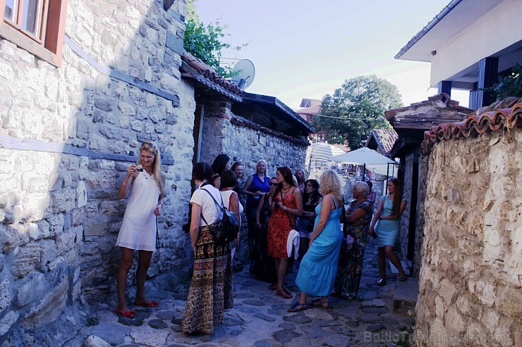 Nesebrā ir saglabājušies vērtīgi dažādu laikmetu vēstures pieminekļi – romiešu valdīšanas perioda un viduslaiku cietokšņa sienas. Foto sponsors: www.n 103315