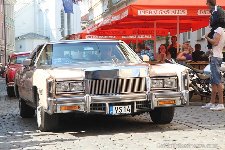 17.08.2013 Rīgas svētku ietvaros norisinājās gada lielākais seno spēkratu salidojums «Rīga Retro 2013». Foto sponsors: www.grandpalaceriga.com 103464