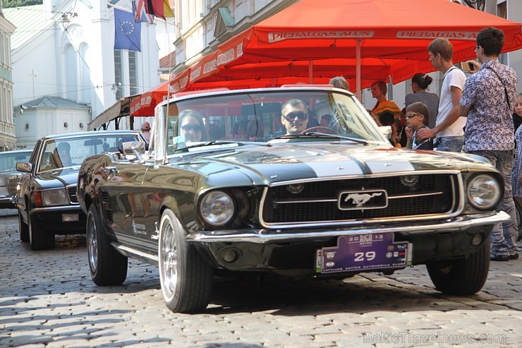 17.08.2013 Rīgas svētku ietvaros norisinājās gada lielākais seno spēkratu salidojums «Rīga Retro 2013». Foto sponsors: www.grandpalaceriga.com 103485
