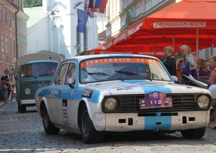 17.08.2013 Rīgas svētku ietvaros norisinājās gada lielākais seno spēkratu salidojums «Rīga Retro 2013». Foto sponsors: www.grandpalaceriga.com 103517