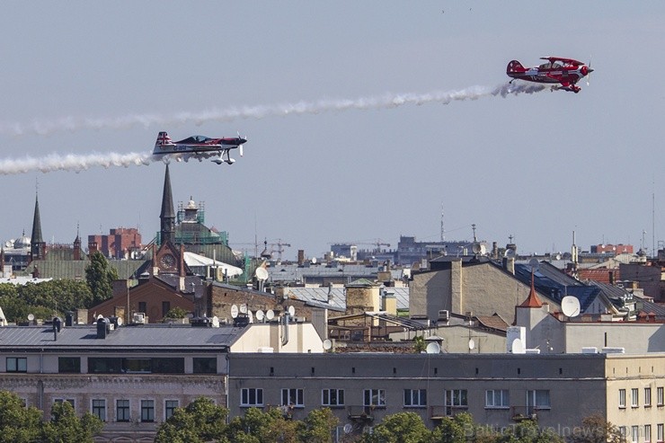 Skats uz Rīgas aviošovu no Radisson Blu Daugava 103552