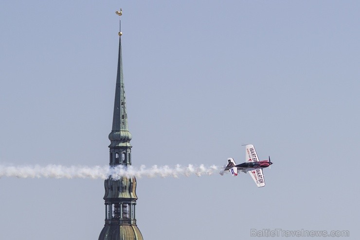 Skats uz Rīgas aviošovu no Radisson Blu Daugava 103570