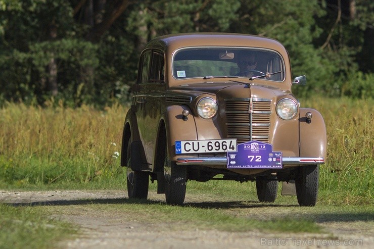 «Rīga Retro 2013» dalībnieki viesojas Latvijas Etnogrāfiskajā brīvdabas muzejā 103573