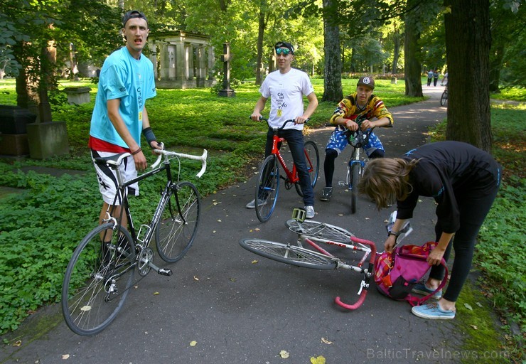 Pieteikšanās nozīmīgajam velobraucienam turpinās arī Igo Japiņa sporta aģentūras mājas lapā - www.velo.lv 104139