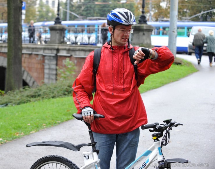 Trešajā distancē vislabāk klājās elektrovelosipēdu Blue Shock Bike izplatītāju pārstāvim Neilam Kalniņam, kurš no Tīraines – Ozolciema ielas un Vienīb 105981