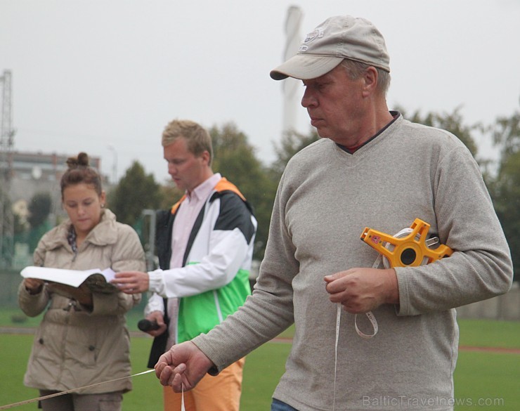 Ogres NSC atklātās sacensības vieglatlētikā «Iesildamies rudenim» D grupai, kurās 20.09.2013 ņēma dalību vairāku Latvijas novadu jaunie sportisti 106222