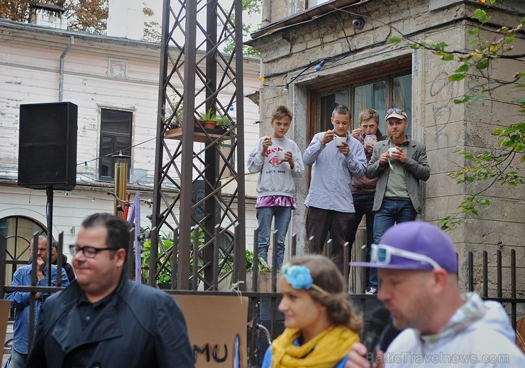 Viens no nozīmīgākajiem Dienas bez auto notikumiem bija pirmās pašapkalpošanās velo darbnīcas Open bike atklāšana Kaņepes kultūras centrā 106456