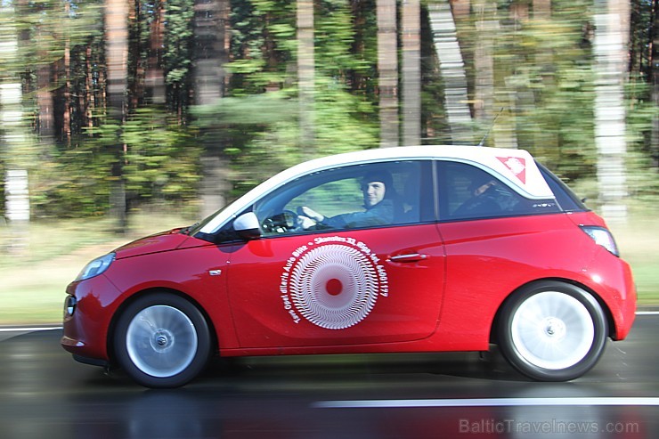 Latvijas «Gada auto 2014» testa braucienā, kas notika 28.09.2013 maršrutā Rīga - Berghofas muiža - Kuldīga - Kandava - Rīga, piedālījās autoindustrija 106742