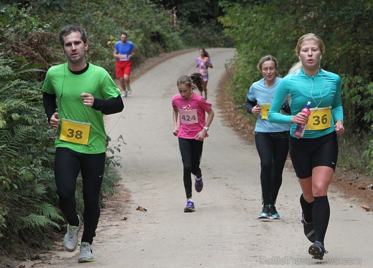 Ogres novada balvu izcīņa garo distanču skriešanā «Lazdukalnu kross 2013», kas notika 29.09.2013 - www.LatvijasCentrs.lv 106866