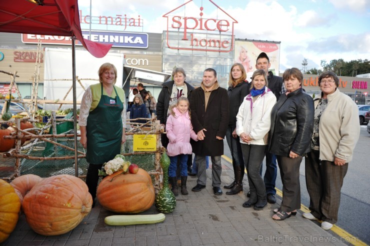 Nedēļas nogalē, 27. un 28. septembrī, Lauku labumu tirdziņā pie tirdzniecības kompleksa Spice, norisinājās Lielāko dārza velšu parāde, kurā apmeklētāj 107052