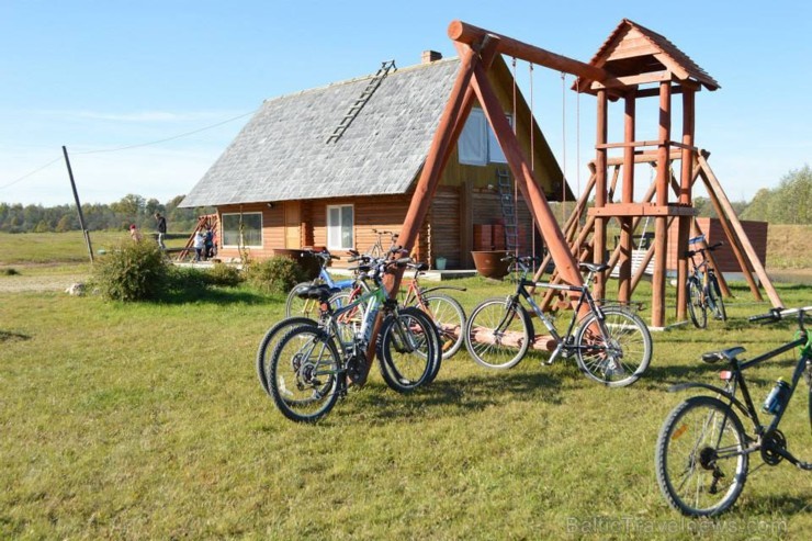 05.10.2013 vairāki velobraucēji piedalījās Gulbenes novada atklājumu tūrē ar velo, kuras laikā tika izmēģināts rekonstruētā ceļa Gulbene-Rēzekne jauna 107365