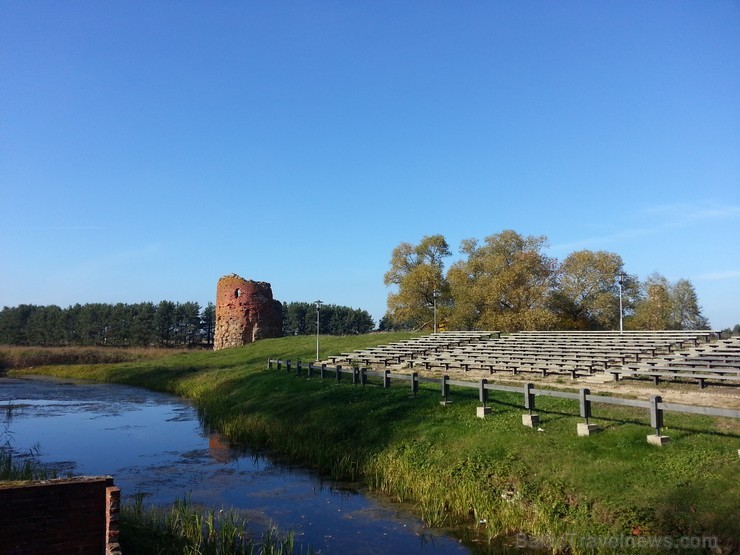 Ventspils TIC iesaka doties Zelta rudens ekskursijā par Ventspils novadu. Maršruts: Ventspils- Vārve- Zūras- Vendzavas- Zlēkas- Piltene- Landze- Vents 107608