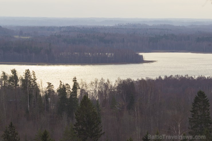 No Egļukalna skatu torņa paveras skats uz Daugavpils pilsētu un pat Ignalinas AES 108923