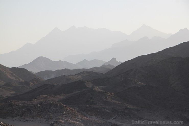 Džipu izbrauciens tuksnesī pie Hurgadas. Vairāk informācijas par ceļojumiem uz Ēģipti pie tūroperatora GoAdventure 109046