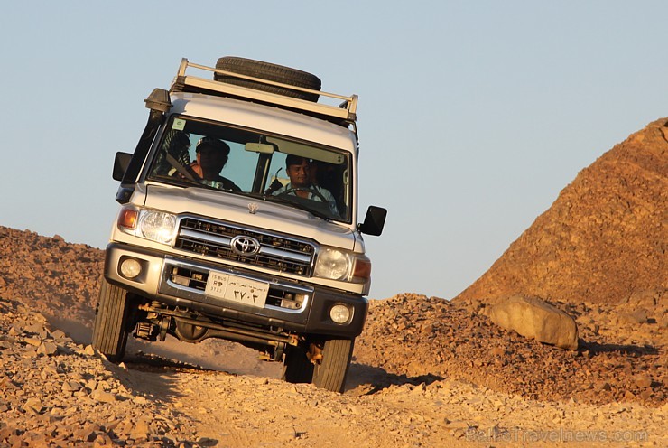 Džipu izbrauciens tuksnesī pie Hurgadas. Vairāk informācijas par ceļojumiem uz Ēģipti pie tūroperatora GoAdventure 109053