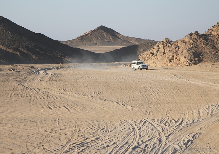 Džipu izbrauciens tuksnesī pie Hurgadas. Vairāk informācijas par ceļojumiem uz Ēģipti pie tūroperatora GoAdventure 109066