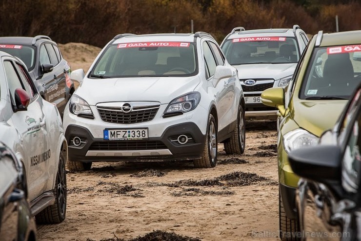 Aizvadītās nedēļas nogalē Latvijas Gada auto testa braucieni pulcēja konkursa žūriju un dalībniekus Baltic Beach Hotel viesnīcā Jūrmalā 109239