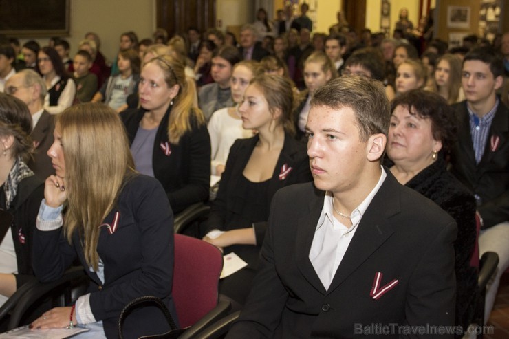 Skolu muzeju biedrība apbalvojusi labākos skolu muzejus 109390