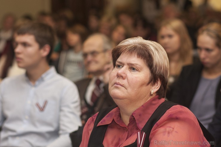 Skolu muzeju biedrība apbalvojusi labākos skolu muzejus 109391