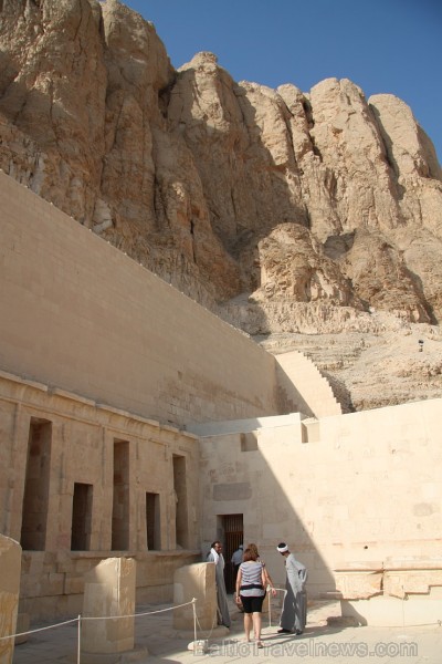 Travelnews.lv apmeklē valdnieces Hatšepsutas templi Luksorā. Vairāk informācijas par ceļojumiem uz Ēģipti - www.GoAdventure.lv 109696