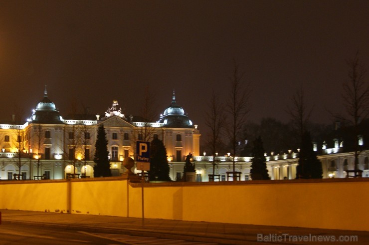 Travelnews.lv novembra nogalē apmeklē grezno Braņicka pili Polijas lielākajā ziemeļaustrumu pilsētā Bjalistokā 109891