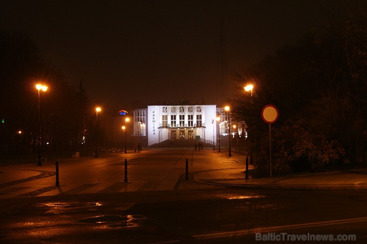 Travelnews.lv novembra nogalē apmeklē grezno Braņicka pili Polijas lielākajā ziemeļaustrumu pilsētā Bjalistokā 109903