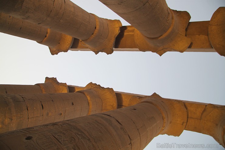 Travelnews.lv apmeklē Karnakas templi Luksorā. Vairāk informācijas par ceļojumiem uz Ēģipti - www.goadventure.lv 109970